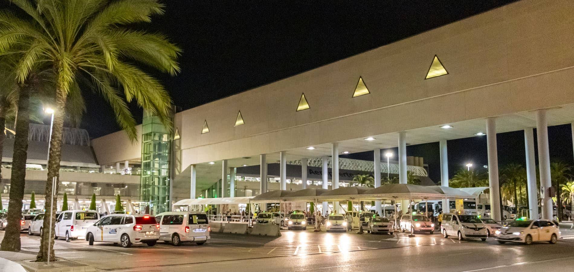 Taxi piser fra Palma lufthavn paa Mallorca Alt om Mallorca af Rejstilmallorca.dk