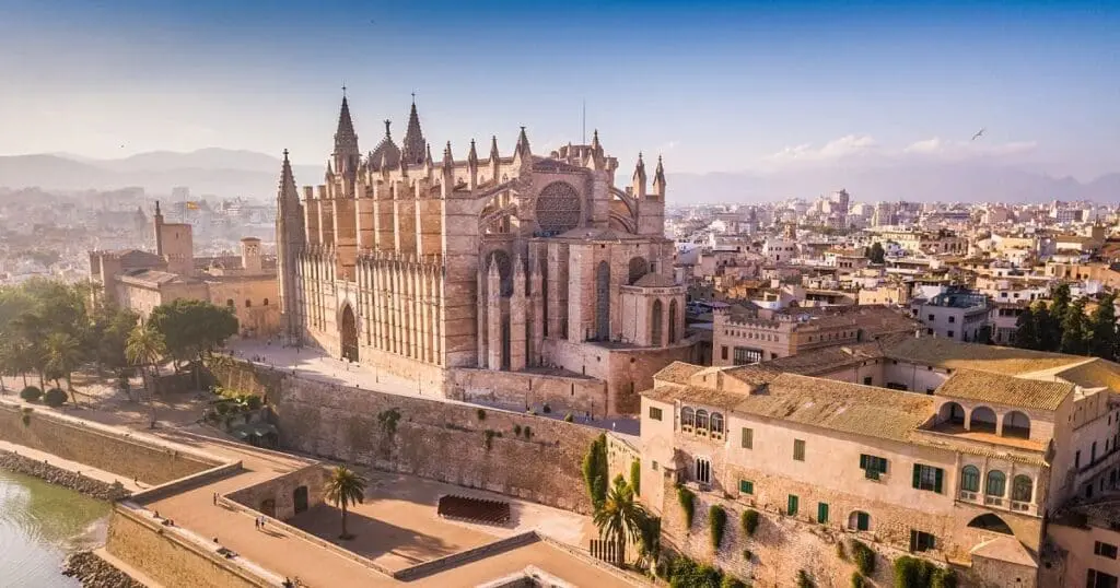 Your Ultimate Travel Guide to Palma