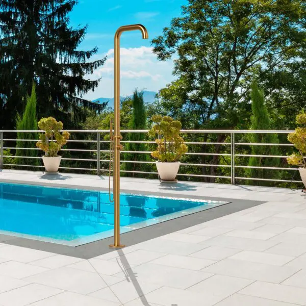 316l Nautical Stainless Steel Shower Sined Chia Gold. Mixer And Hand Shower, Structure And Accessories In Aisi 316l, Drum Diameter 6 Cm, Hotcold Water, Integrated Connections, Height 2300 Mm. Ideal For Outdoor And Indoor, Also For Marine And Spa Environm - Image 4