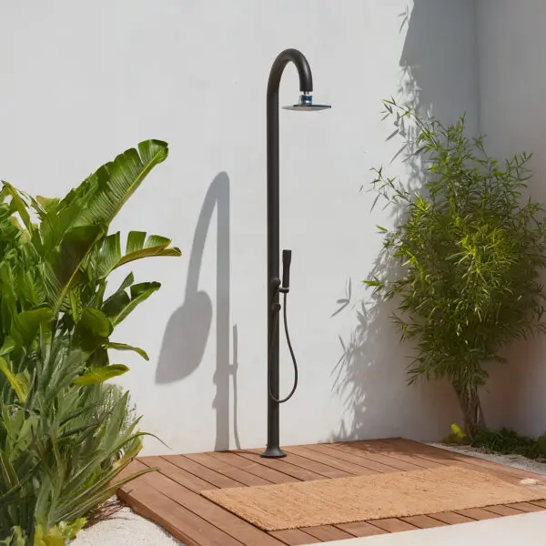 Modern Outdoor Shower | SINED - Image 7