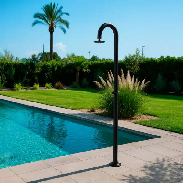 Stylish Outdoor Shower | SINED - Image 7