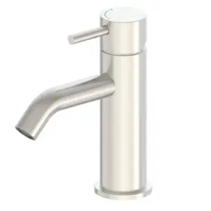 SINED LEVANTE 17 cm low basin faucet made of 316L stainless steel with mixer. Modern, corrosion-resistant finish, suitable for indoor and outdoor use. Ideal for elegant, functional and contemporary bathrooms.