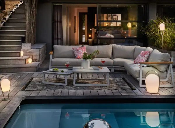 Experience the perfect blend of elegance and durability with the bra corner garden sofa set, featuring a sturdy aluminum structure, FSC® teak armrests, water-repellent removable cushions, and matching tables, designed for both indoor and outdoor. - Image 2