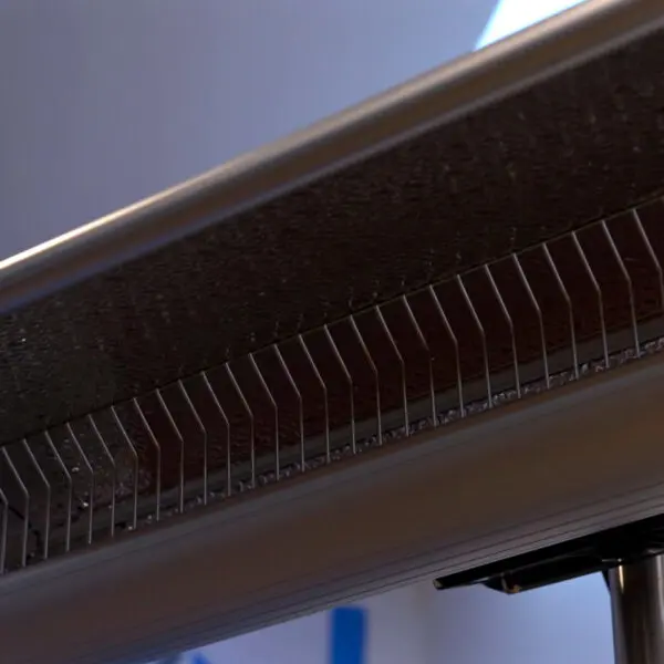 Double Reflective Ceiling Heater With 2000w Each With a Total Of 4000w Ceiling Heaters Made Of High Quality Stainless Steel And Anodised Aluminium Ip65 Protection Rating Remote Control Included - Image 5