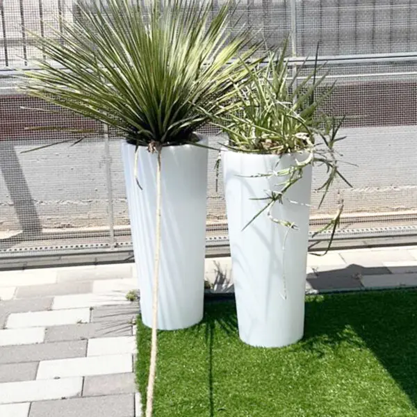 Solar Self-recharging Luminous Vase Made Of Polyethylene Model Rotondo Solar With Height 86 Cm. Solar Luminous Vase Made In Italy, Impact, Weather And Uv Resistant. Possibility To Be Used All Year Round. - Image 3
