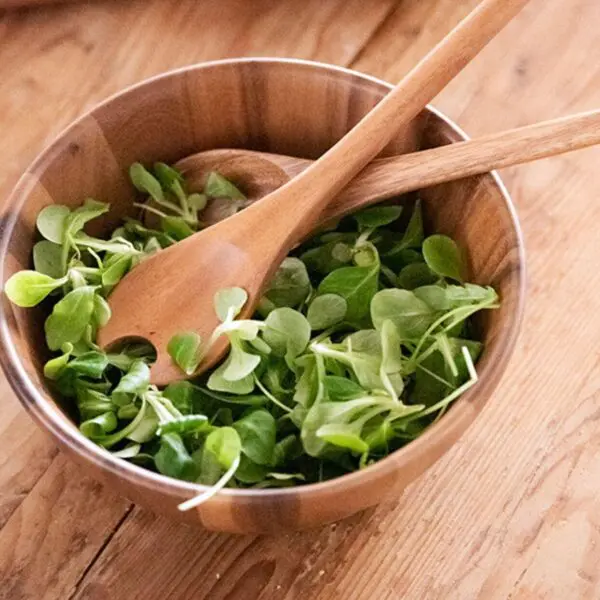 Acacia Salad Bowl – Luxury Stylish Ø25 cm - Image 3