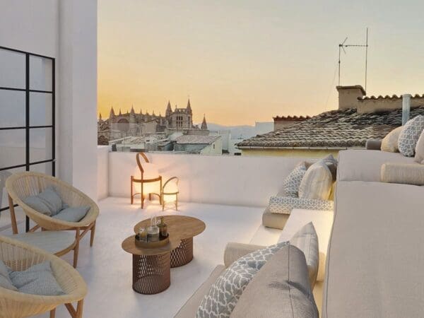 Soul Palace – Historic Elegance in the Heart of Palma’s Old Town - Image 8